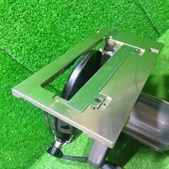 マキタ 5812A 型造作用精密マルノコ【船橋馬込店】【店頭取引限定】【中古】管理番号：ITPO5NUJ0D12の画像