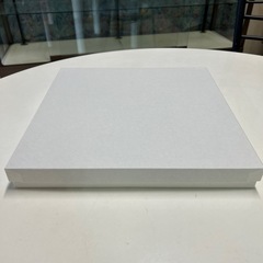 無地の白い化粧箱の画像