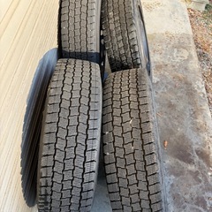 冬タイヤ14インチ ★ 165/R14 LT ★ Good Year製スタッドレス ★ PCD100商用車用ホイール付き ★ 深溝バリ山スタッドレス４本組み ★ 群馬発 ★ 直接引き取り歓迎の画像