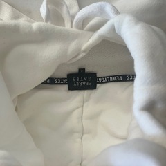 PEARLY GATES ホワイト パーカーの画像