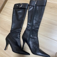 DIANAロングブーツの画像