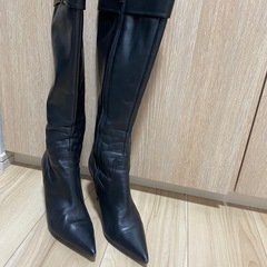 DIANAロングブーツの画像