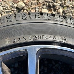 スバル レヴォーグ純正スタッドレスの画像