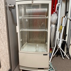 クリア冷蔵庫の画像