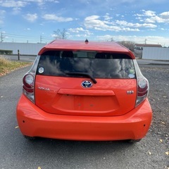 平成25年　トヨタアクア　Sグレード　9,936kmの画像