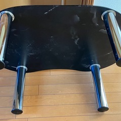 大理石風ローテーブル の画像