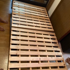 シングルベッドフレームの画像