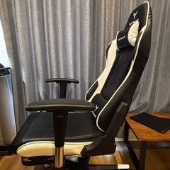 GXTRACE ゲーミングチェア オフィスチェア ゲームチェア オットマン付き 人間工学 165度リクライニング ハイバック テレワーク椅子 PCチェアの画像