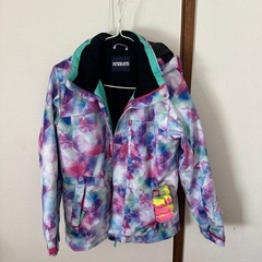 スキーウェア　女性用　150㎝の画像