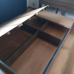 セミダブル（マットレス＋フレーム）の画像