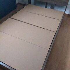 セミダブル（マットレス＋フレーム）の画像