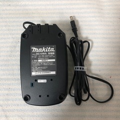 マキタ充電器バッテリーの画像