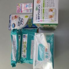 口腔ケアスポンジ６０本未開封　大人用おしりふき３８４枚未開封　口腔ケア用ジェルうるおいキープ未開封の画像