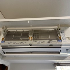 EAC15⭐️美品⭐️ダイキン　おもに10畳用　100V フィルター自動お掃除付き💁‍♂️定価20万‼️の画像