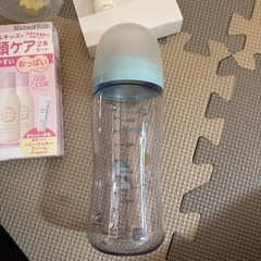 哺乳瓶ベビーの画像