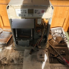 石油ファンヒーター(68) ダイニチ 2017年 5Lタンク FW-3217NE  Good!の画像