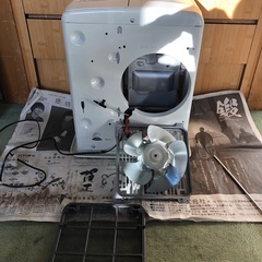 石油ファンヒーター(68) ダイニチ 2017年 5Lタンク FW-3217NE  Good!の画像