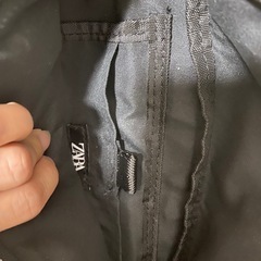 ZARAボディバッグ の画像