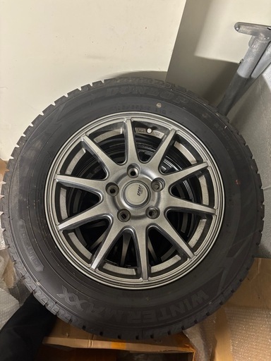 バリ溝スタッドレス　2022年製　PCD114.3114.3