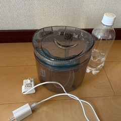 ペット用　自動給水器の画像