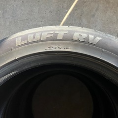 ブリヂストン　18インチタイヤの画像