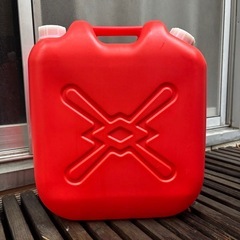 灯油ポリタンク18リットルの画像