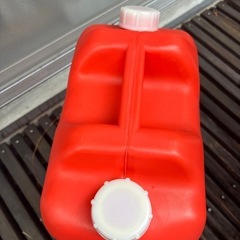 灯油ポリタンク18リットルの画像