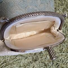 未使用 ハンドバッグ ビーズ 結婚式 がま口付きの画像