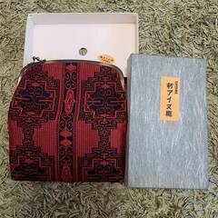 未使用 アイヌ織 がま口バッグ アイヌ柄 赤の画像