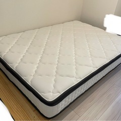 ダブルベッド　マットレスの画像
