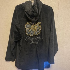 レディースパーカーの画像