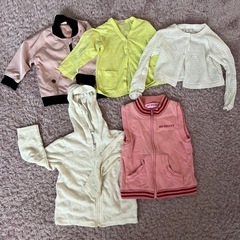 女の子　子供服の画像