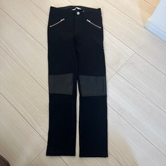 アウトドア長袖Tシャツ &H&Mズボンセット　130㎝の画像