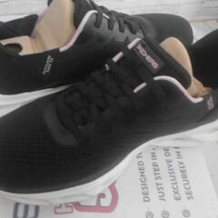 コストコ商品番号　73272　スケッチャーズ ウィメンズ ハンズフリー ブラック　24cm　A17648 汚れありの画像