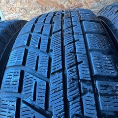 YOKOHAMA ヨコハマ　IG60 215/60R18 スタッドレス　タイヤ　2020年製　18インチの画像