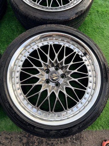 ワーク　vs-xv18インチ9j pcd100 5穴プリウス　86等に