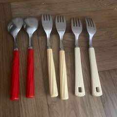 スプーン２本＆フォーク4本セット¥100の画像