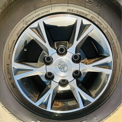 ハイエース　オプションホイールタイヤの画像