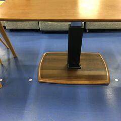 ★リユースのサカイ横浜南店★YM1671  昇降式テーブル ブラウン W120×D80×H62～75 クリーニング済みの画像