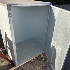 【お取り置き中】家庭用お米保管庫/物置の画像