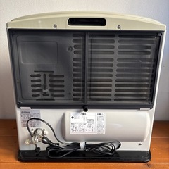 《値下げ、配達ご相談下さい‼️》Rinnai KN-305E ガスファンヒーター　の画像