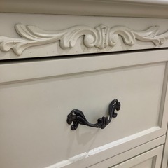 【トレファク ラパーク岸和田店】ロココ調キャビネット　入荷しました。の画像