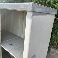 【お取り置き中】スズキ　鍵付き屋外物置の画像
