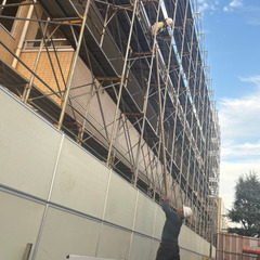 【経験者歓迎】鳶工（足場組立・解体スタッフ）｜月給32.5万円〜＋資格支援ありの画像