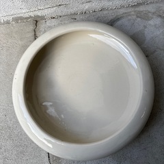 陶器スタンド付き生け花　花器ホワイトの画像