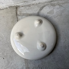 陶器スタンド付き生け花　花器ホワイトの画像