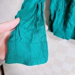 ✨️可愛いです✨️ ターコイズ ビーズ付きニットカーディガンの画像