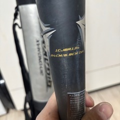 軟式用バットとグローブのセットの画像