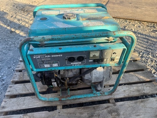 デンヨー　発電機　2600U2