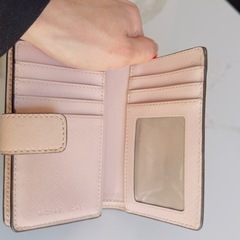 MICHEAL KORS財布の画像